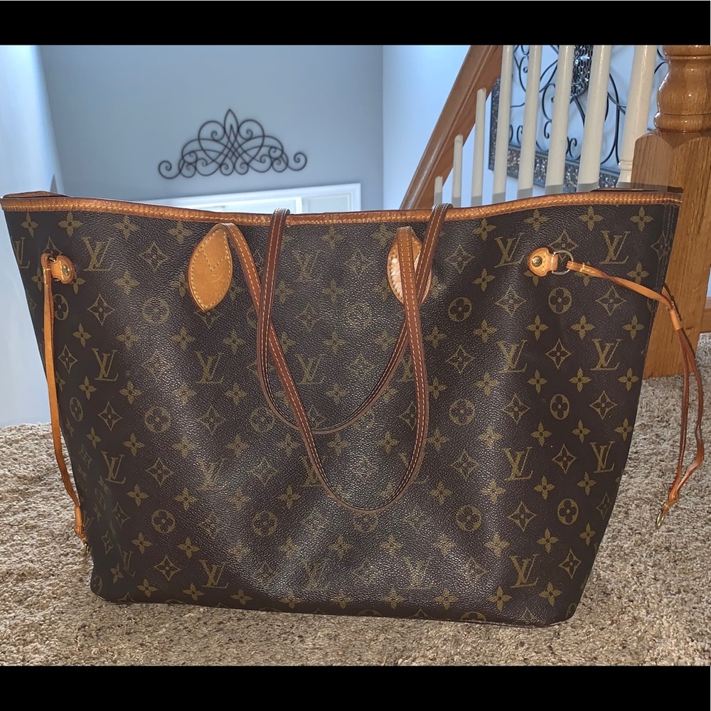 Louis Vuitton Neverfull GM Monogram Tote